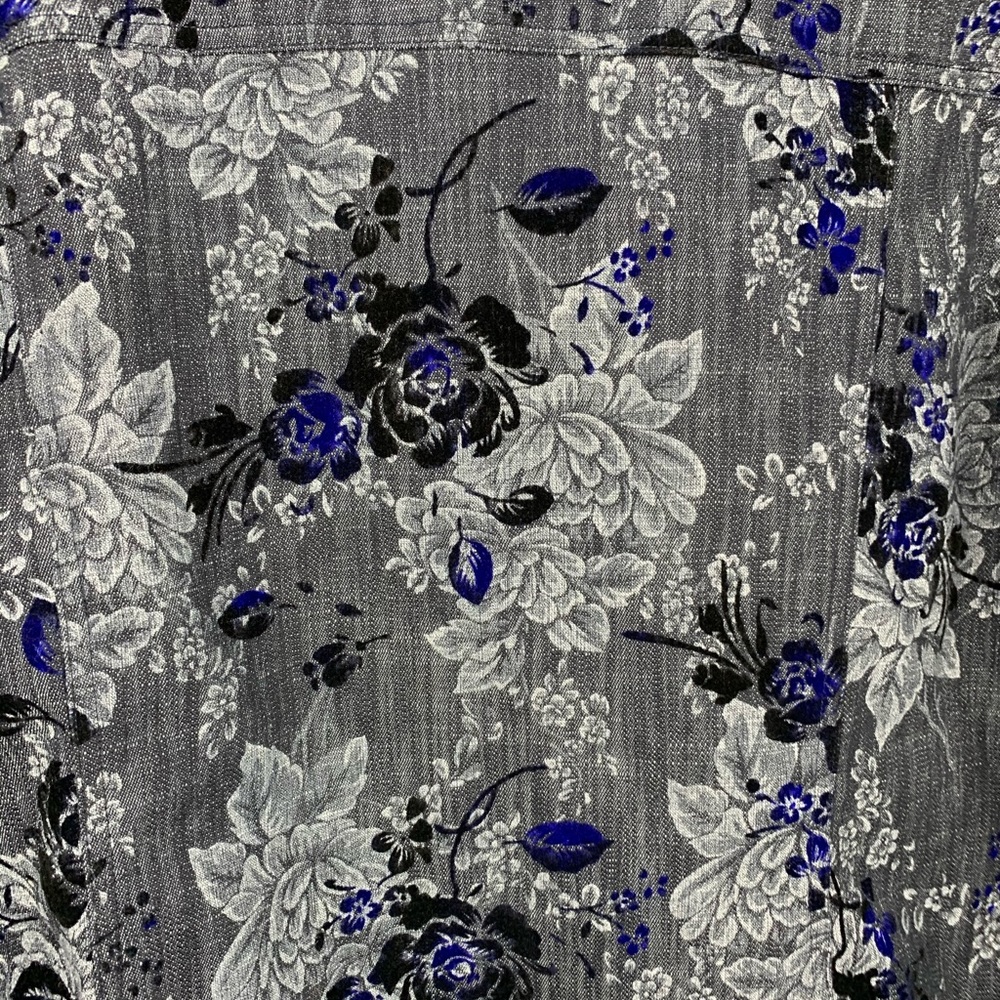 Designer jean jacket - Picture 3 of 3